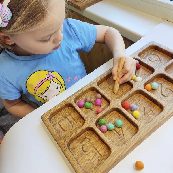 doshka-montessori-dlia-rozvytku-dribnoi-motoryky/ 1023434 фото