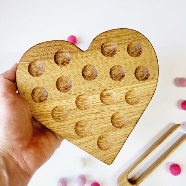 Серце Монтессорі з вовняними кульками 100235 фото